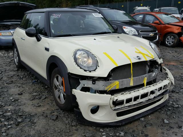 WMWXP5C53G3B14128 - 2016 MINI COOPER BEIGE photo 1