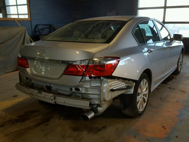 1HGCR2F75DA098284 - 2013 HONDA ACCORD EX SILVER photo 4