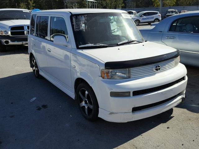 JTLKT324564061318 - 2006 TOYOTA SCION XB SILVER photo 1