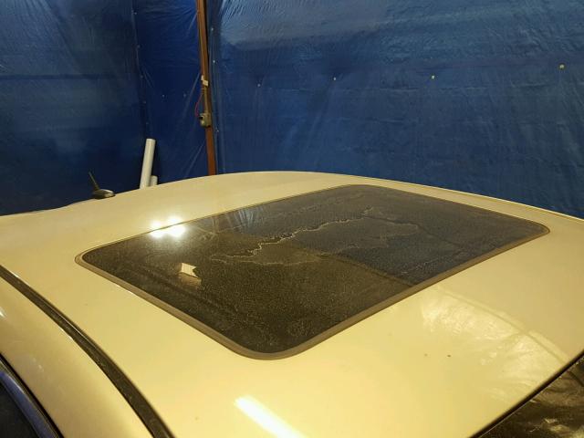 1G1ZC5EB8AF316694 - 2010 CHEVROLET MALIBU 1LT GOLD photo 9