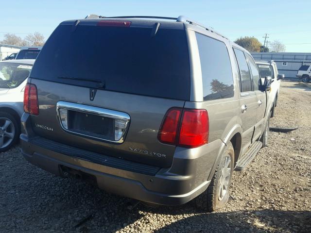 5LMFU28R53LJ46113 - 2003 LINCOLN NAVIGATOR GRAY photo 4