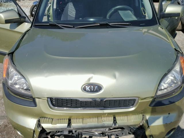 KNDJT2A27B7217899 - 2011 KIA SOUL + GREEN photo 7