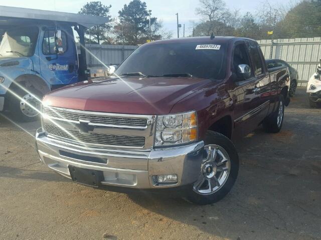 1GCRCSE01DZ351083 - 2013 CHEVROLET SILVERADO BURGUNDY photo 2