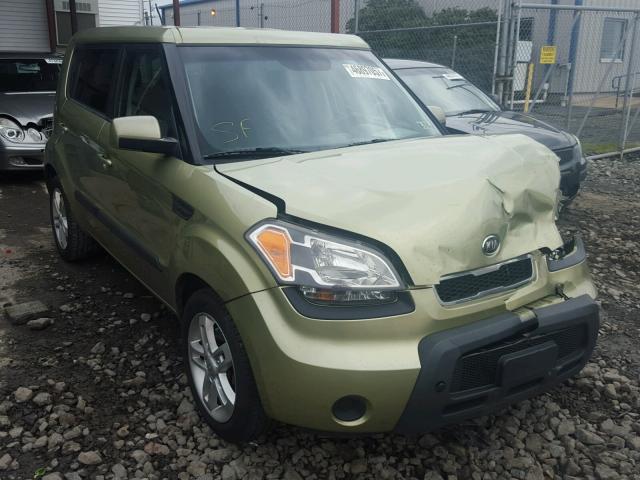 KNDJT2A22B7223366 - 2011 KIA SOUL GREEN photo 1