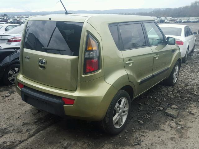 KNDJT2A22B7223366 - 2011 KIA SOUL GREEN photo 4