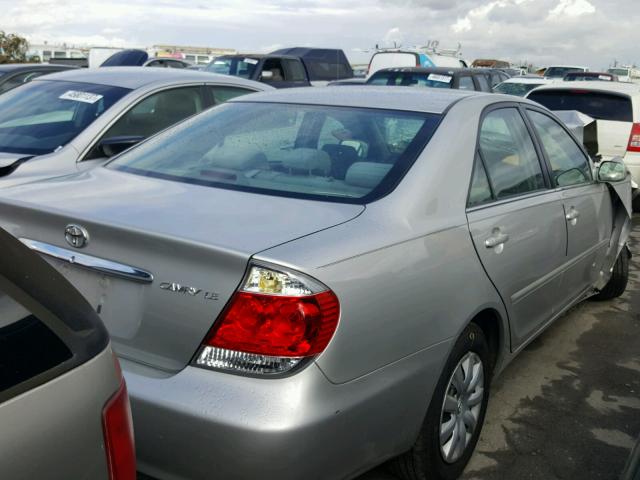 4T1BE30KX6U153009 - 2006 TOYOTA CAMRY LE 银色 照片 4