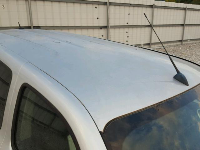 3GNBAADB2AS556089 - 2010 CHEVROLET HHR LS ვერცხლისფერი ფოტო 9