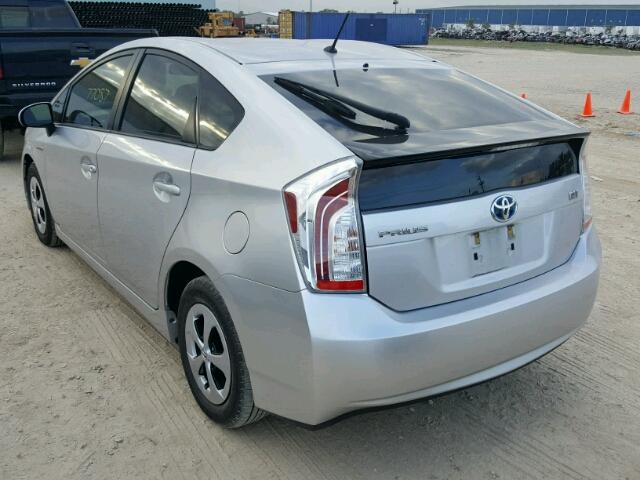 JTDKN3DU9D5623375 - 2013 TOYOTA PRIUS SILVER photo 3