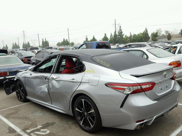 4T1B61HK8JU128415 - 2018 TOYOTA CAMRY XSE GRAY photo 3