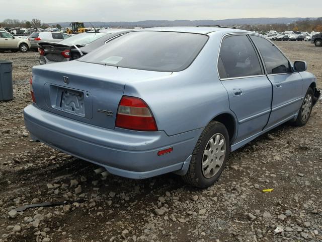 1HGCE6644SA003042 - 1995 HONDA ACCORD LX BLUE photo 4