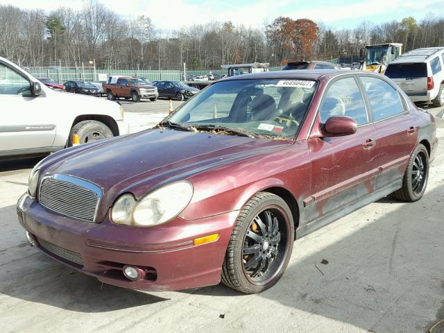 KMHWF25HX2A548759 - 2002 HYUNDAI SONATA BURGUNDY photo 2