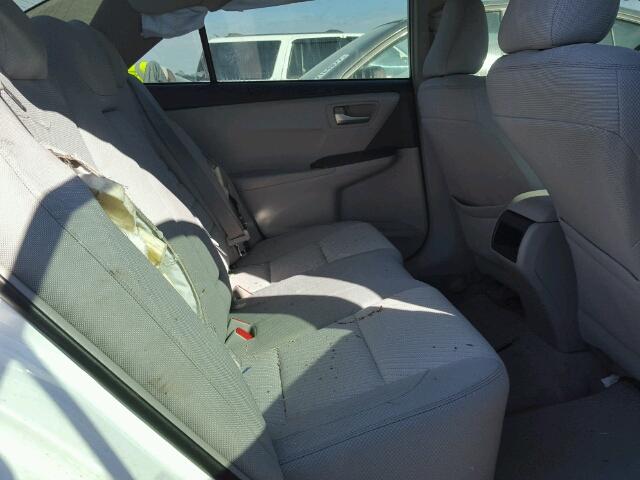 4T4BF1FK6GR523582 - 2016 TOYOTA CAMRY LE თეთრი ფოტო 6