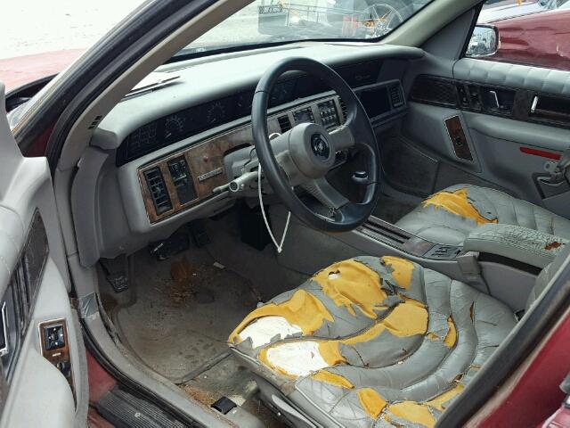 2G4WB54L2P1492935 - 1993 BUICK REGAL CUST RED photo 9