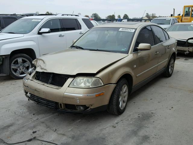 WVWPD63B14P142762 - 2004 VOLKSWAGEN PASSAT GLS GOLD photo 2