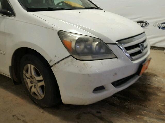 5FNRL38717B451483 - 2007 HONDA ODYSSEY WHITE photo 9