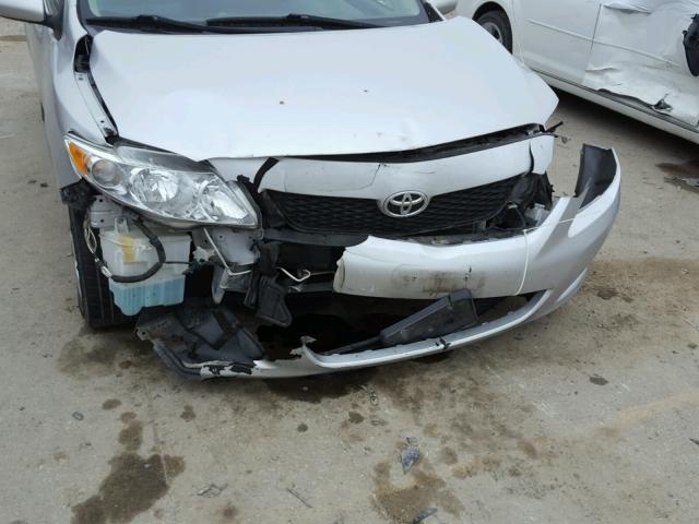 1NXBU4EE7AZ173481 - 2010 TOYOTA COROLLA BA SILVER photo 9