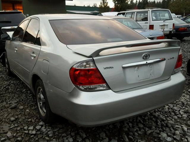 4T1BE30K95U073599 - 2005 TOYOTA CAMRY LE SILVER photo 3