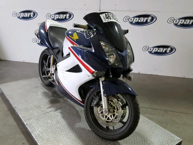 JH2RC46647M901206 - 2007 HONDA VFR800 TWO TONE photo 1