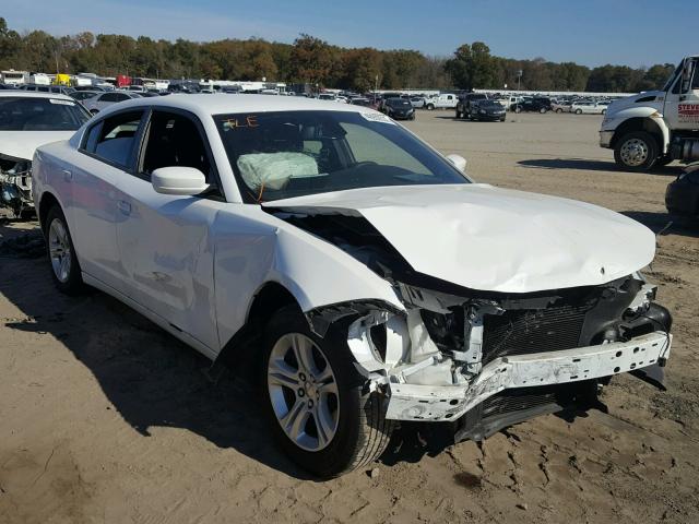 2C3CDXBG0FH810001 - 2015 DODGE CHARGER SE WHITE photo 1