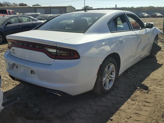 2C3CDXBG0FH810001 - 2015 DODGE CHARGER SE WHITE photo 4