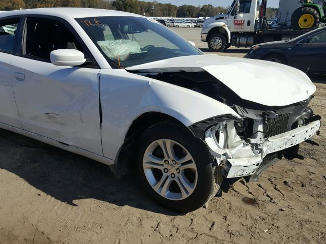 2C3CDXBG0FH810001 - 2015 DODGE CHARGER SE WHITE photo 9