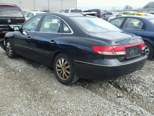 KMHFC46F88A262600 - 2008 HYUNDAI AZERA SE BLACK photo 3