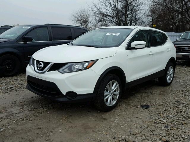 JN1BJ1CP8HW014390 - 2017 NISSAN ROGUE SPOR WHITE photo 2