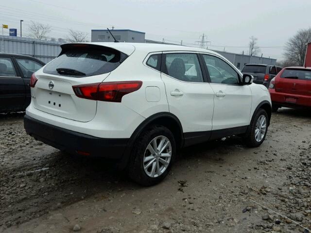 JN1BJ1CP8HW014390 - 2017 NISSAN ROGUE SPOR WHITE photo 4