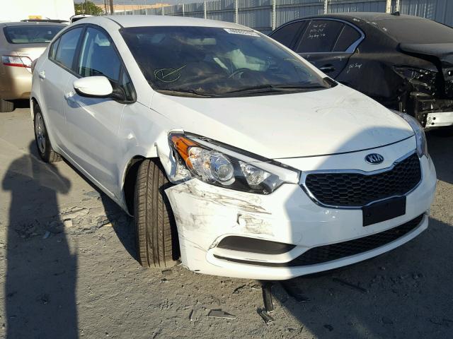 KNAFK4A62G5617358 - 2016 KIA FORTE LX WHITE photo 1