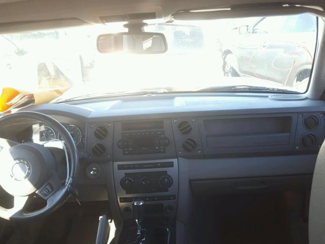 1J8HG48N56C164737 - 2006 JEEP COMMANDER Qızıl foto 9