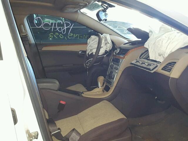 1G1ZC5E03CF198071 - 2012 CHEVROLET MALIBU 1LT WHITE photo 5