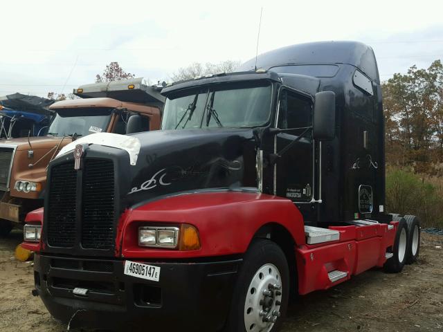 1XKADB9X03R387268 - 2003 KENWORTH CONSTRUCTI TWO TONE photo 2