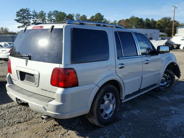 5LMFU27555LJ24484 - 2005 LINCOLN NAVIGATOR WHITE photo 4