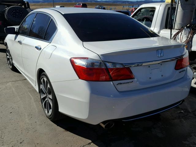 1HGCR2F59DA264224 - 2013 HONDA ACCORD SPO WHITE photo 3