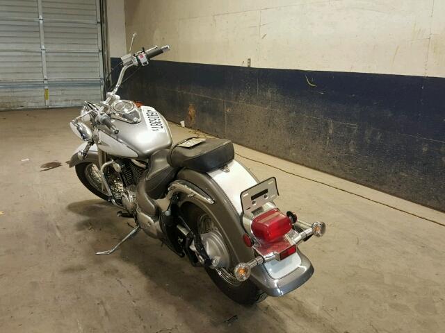 JS1VS54A532107595 - 2003 SUZUKI VL800 SILVER photo 3