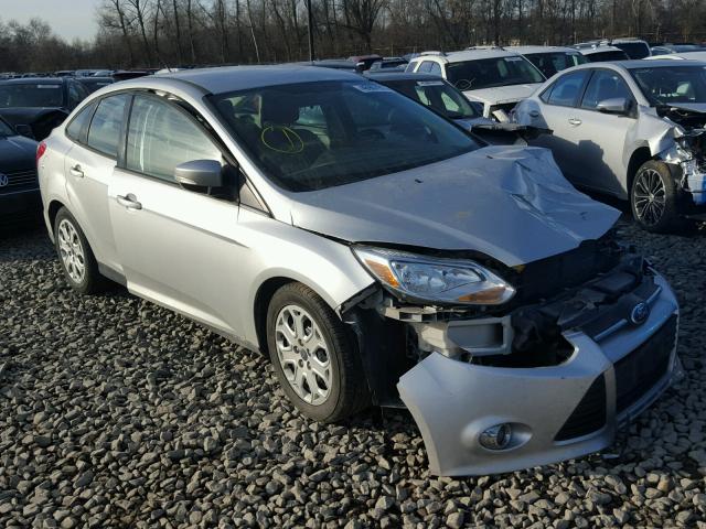 1FAHP3F24CL386245 - 2012 FORD FOCUS SE SILVER photo 1