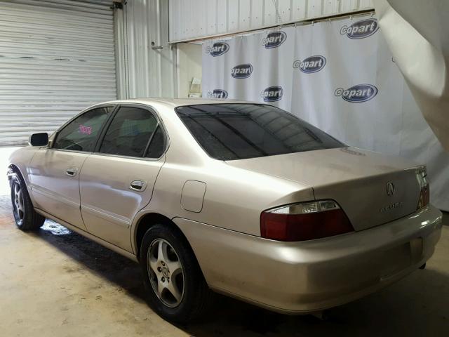 19UUA56673A030085 - 2003 ACURA 3.2TL GOLD photo 3