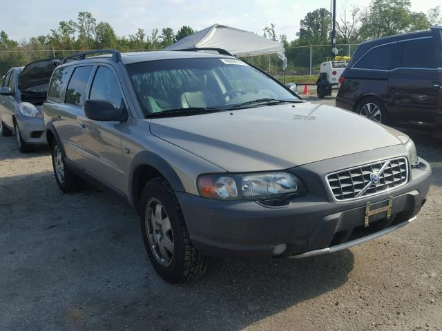 YV1SZ59H731105227 - 2003 VOLVO XC70 TAN photo 1