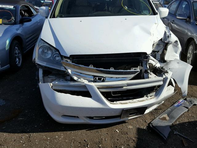 5FNRL38696B448241 - 2006 HONDA ODYSSEY EX WHITE photo 9