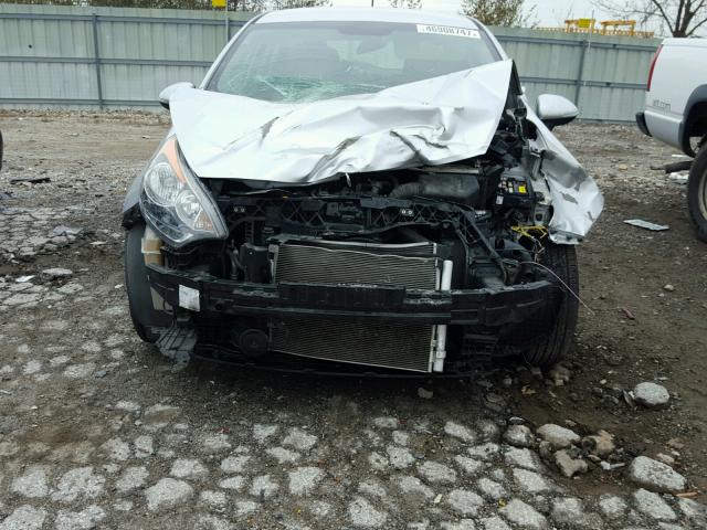 KNADN5A35E6331134 - 2014 KIA RIO EX SILVER photo 9