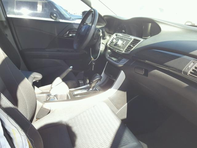 1HGCR2F5XEA271913 - 2014 HONDA ACCORD SPO WHITE photo 5