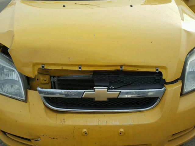 KL1TD5DE2AB085876 - 2010 CHEVROLET AVEO LS YELLOW photo 7