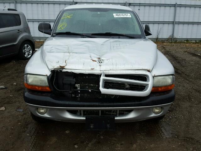 1D7HL38N93S263243 - 2003 DODGE DAKOTA QUA SILVER photo 9