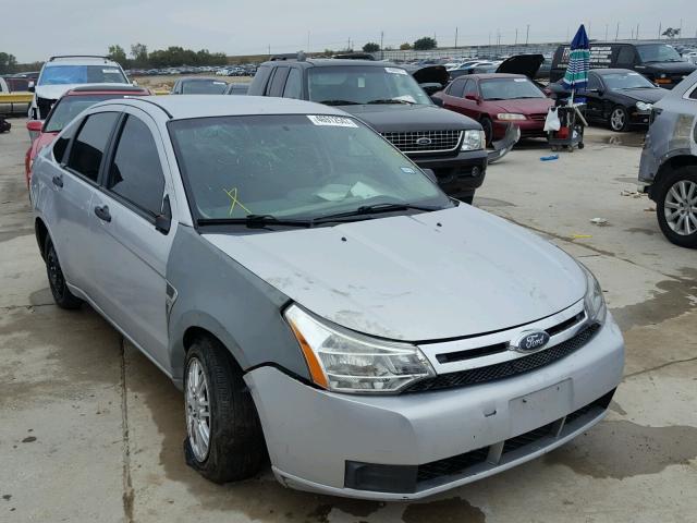 1FAHP35N18W248437 - 2008 FORD FOCUS SE SILVER photo 1