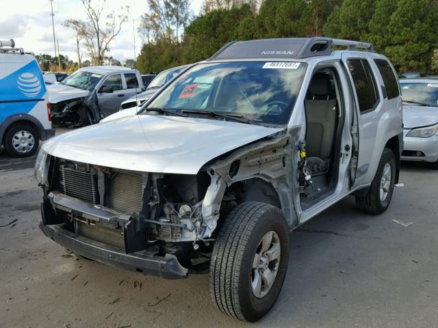 5N1AN0NW4CC505301 - 2012 NISSAN XTERRA OFF SILVER photo 2