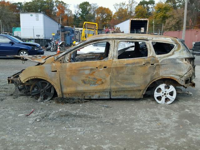 1FMCU9GX2DUA85068 - 2013 FORD ESCAPE SE BURN photo 10