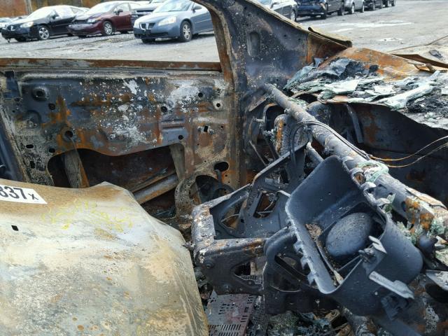 1FMCU9GX2DUA85068 - 2013 FORD ESCAPE SE BURN photo 5