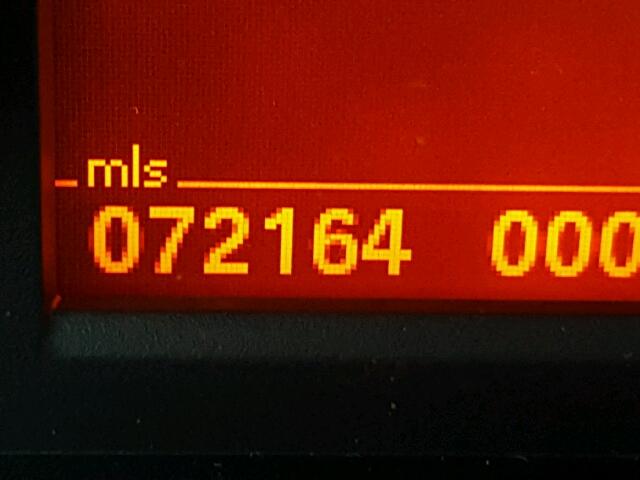 WBAPN7C51BA950278 - 2011 BMW 335 D BLACK photo 8