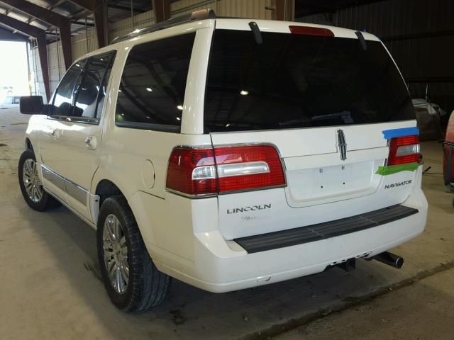 5LMFU27517LJ22007 - 2007 LINCOLN NAVIGATOR WHITE photo 3