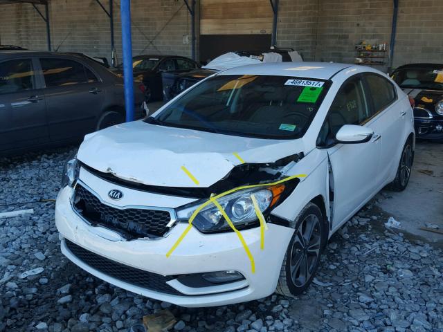 KNAFX4A80E5078089 - 2014 KIA FORTE EX WHITE photo 2